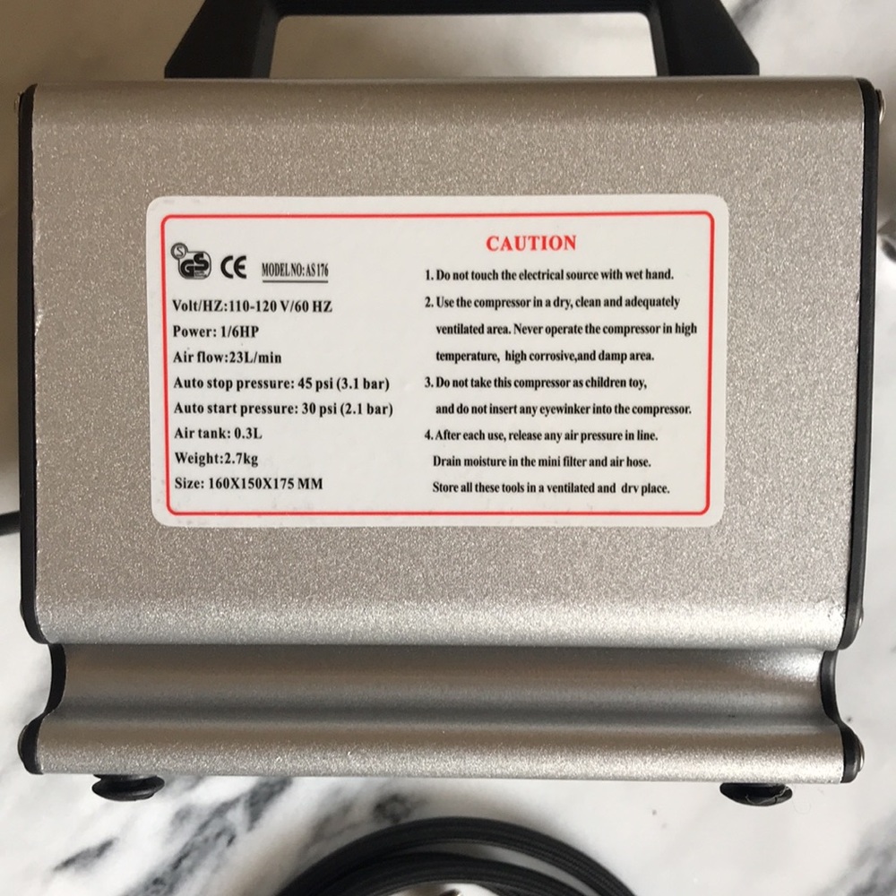 Airbrush Compressor - Picture 3 of 3